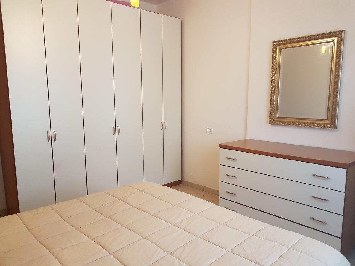 Elegant Apartment In Lungomare - N 23 Vlorë Exteriör bild